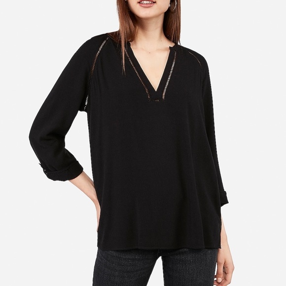 NWT Deep V neck flutter sleeve top - Picture 6 of 8